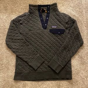 Quilted Patagonia Pull Over